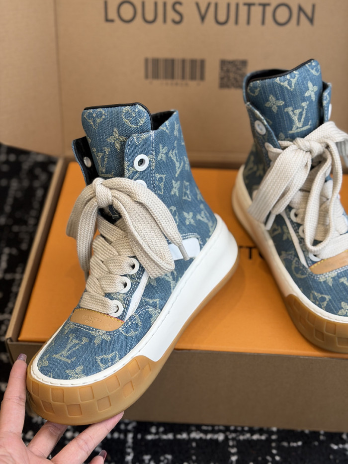 LV sneakers L0000855