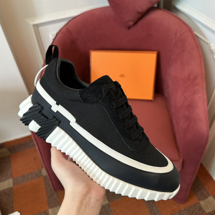 H**me5 snekaers hm033