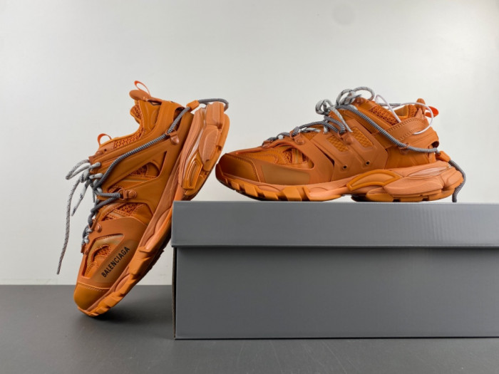 Ba1en*iaga track wtrhk 7000