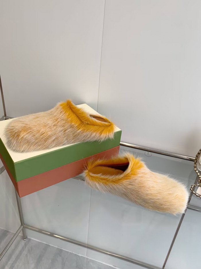 Marni Slides M008