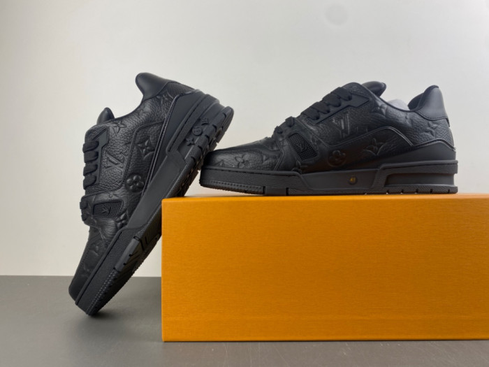 LV snekaers L0000725