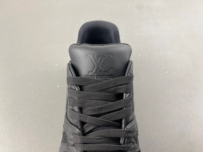 LV snekaers L0000725