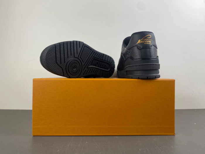 LV snekaers L0000725