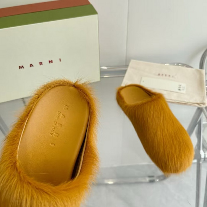Marni Slides M005
