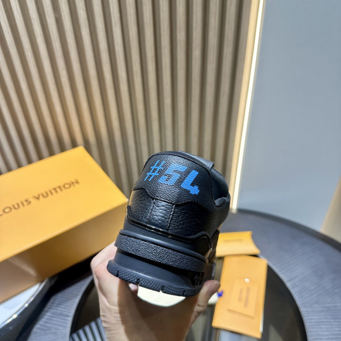 LV snekaers L0000522