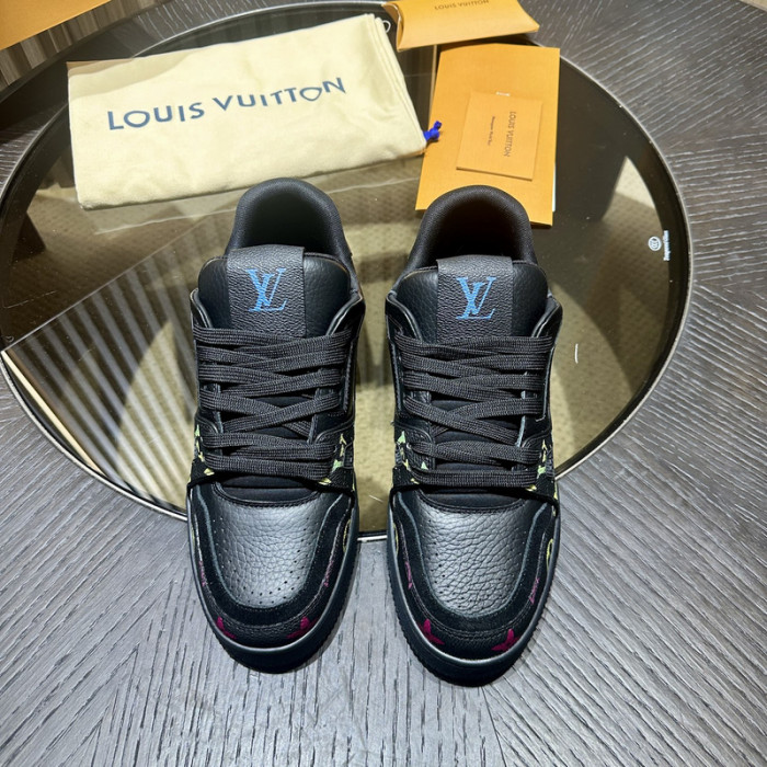 LV snekaers L0000522