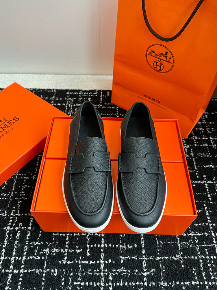 H**me5 loafers hm092