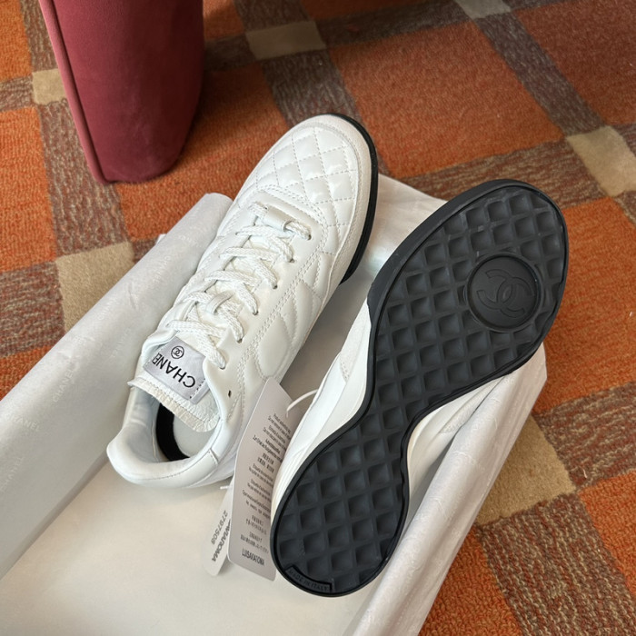 Chane* snekaers C000055