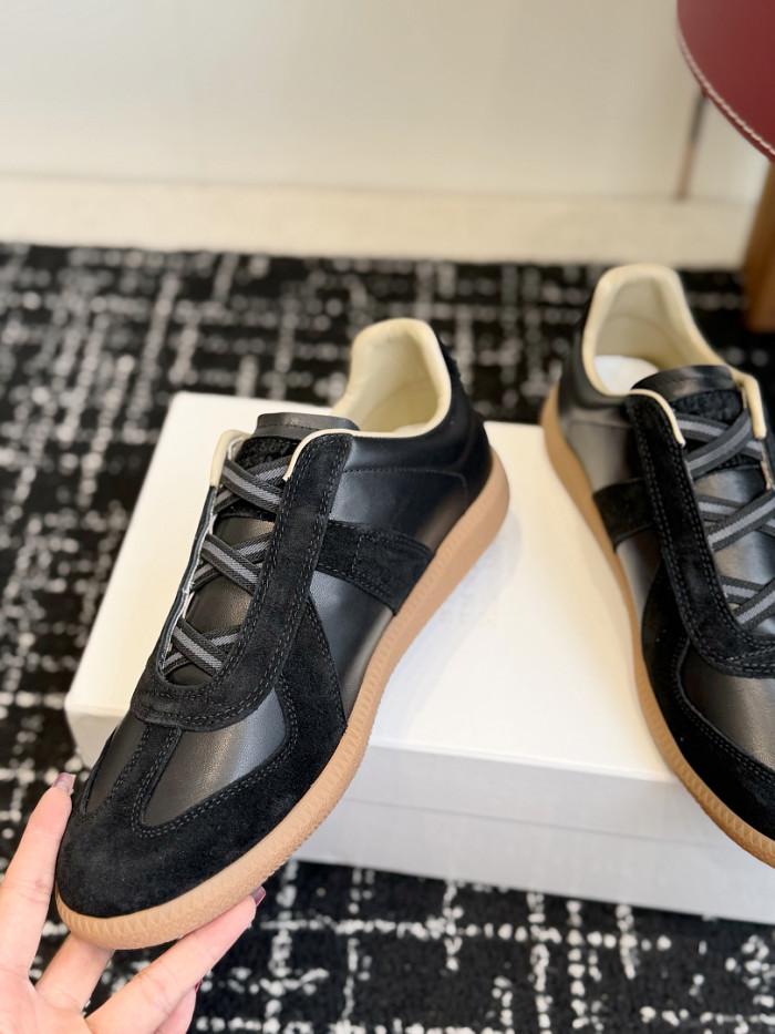 Ma1s0n Marg*e1a CALFSKIN S57WS0408